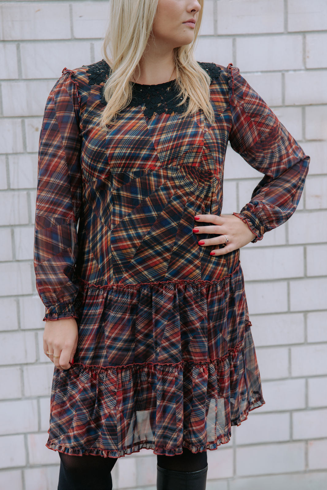 Elegantes Midikleid mit modernem Muster - Mehrfarbig