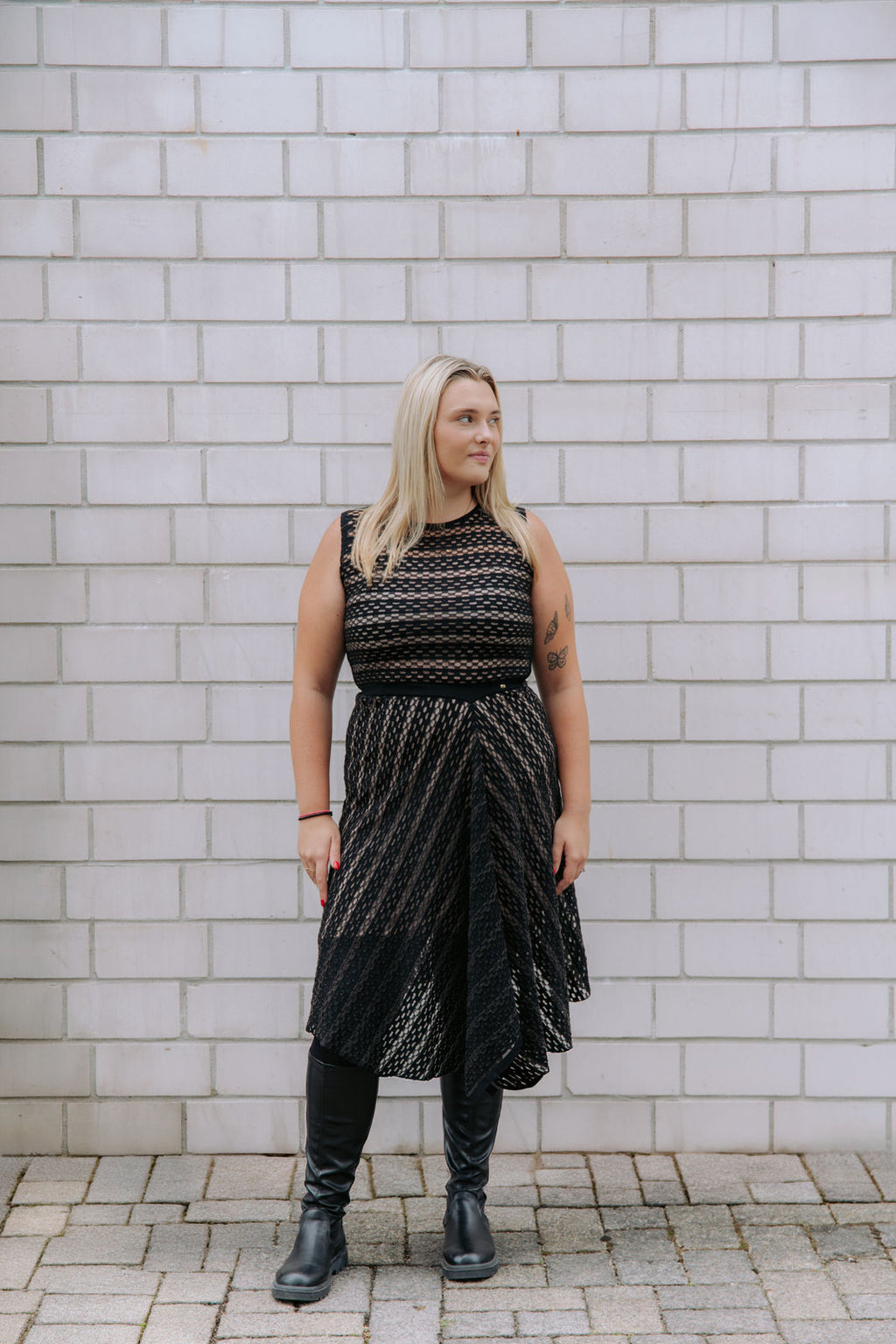 Ärmelloses Netz-Midikleid - Schwarz