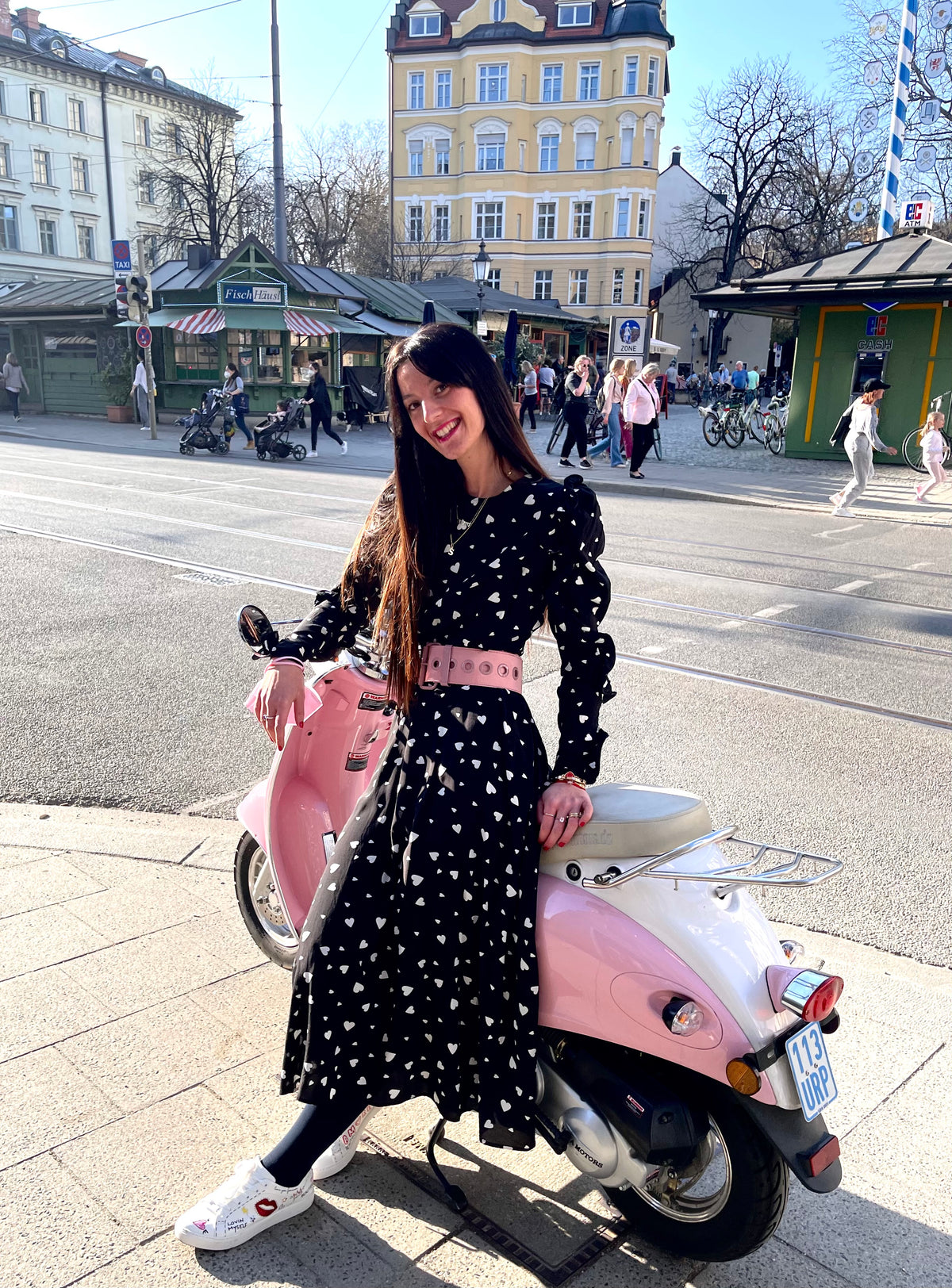 Maxi-Kleid mit Herzmuster - schwarz/weiß