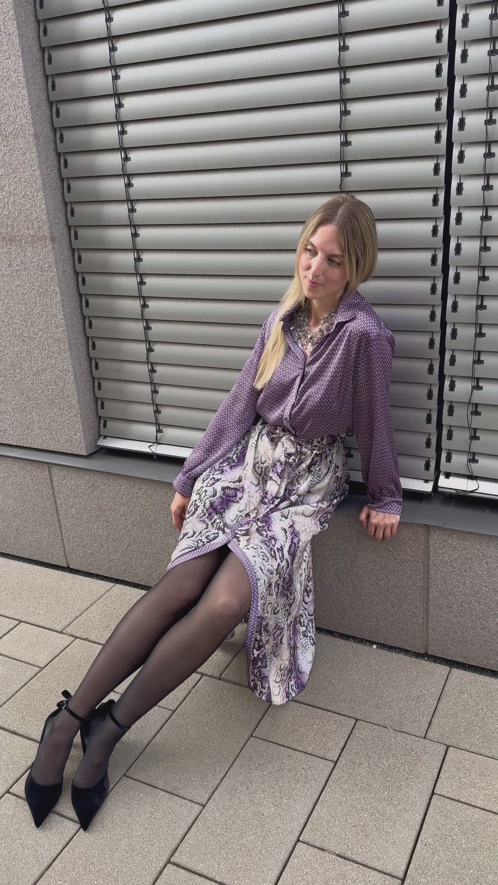 Elegantes Hemdkleid mit Muster - Mehrfarbig