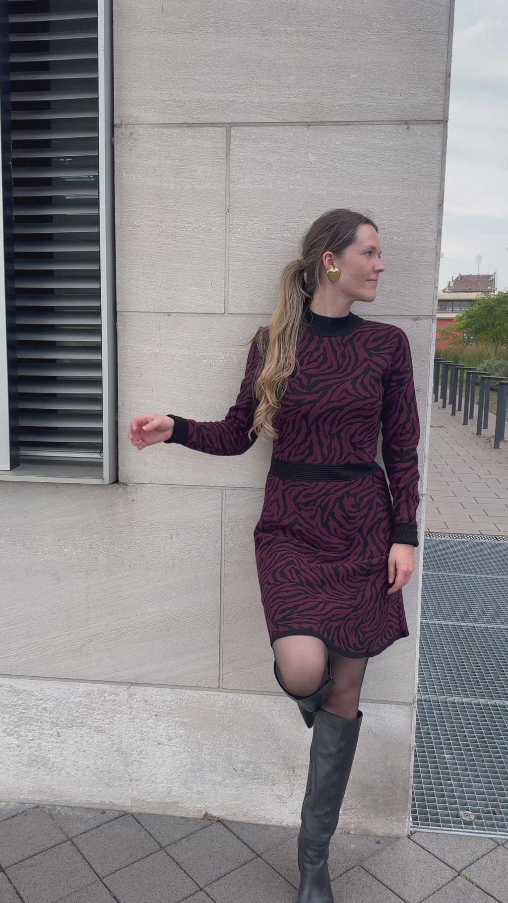 Langärmliges Animal-Print Kleid - bordeaux